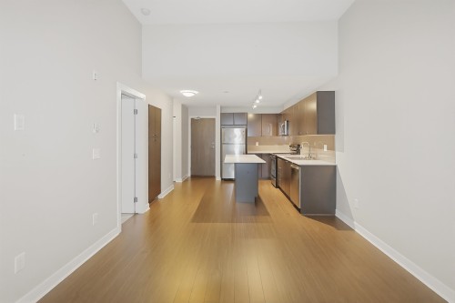 417-13740 75A Avenue, Surrey, BC 