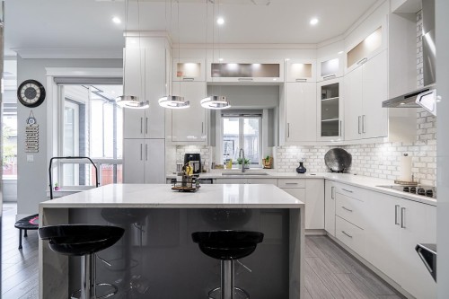 10598 124 Street, Surrey, BC 