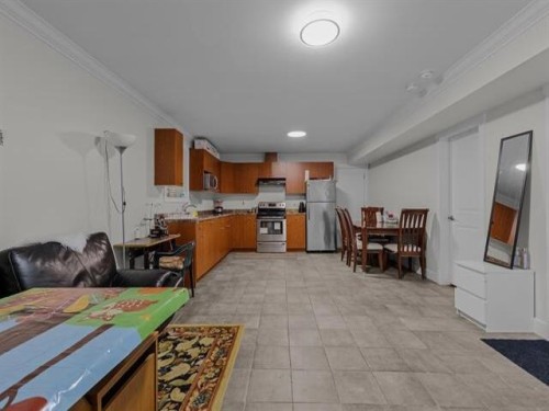 11923 92 Avenue, Delta, BC 