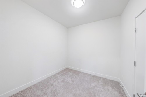 202-6468 195A Street, Surrey, BC 