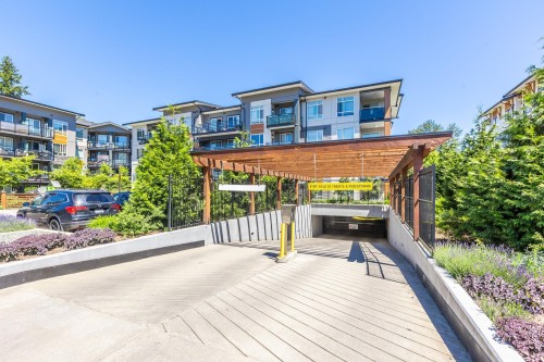 210-19935 75A Avenue, Langley, BC 