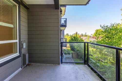 210-19935 75A Avenue, Langley, BC 