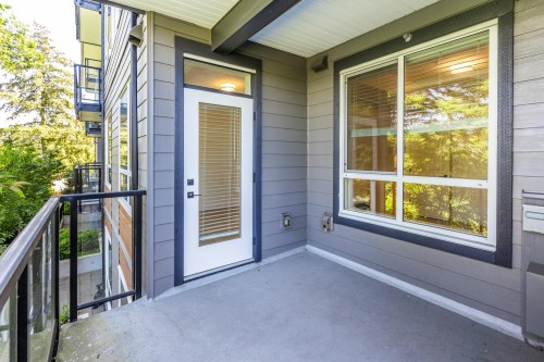 210-19935 75A Avenue, Langley, BC 