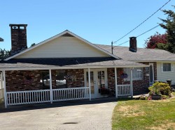 12204 85a Avenue Surrey, BC V3W 3H6
