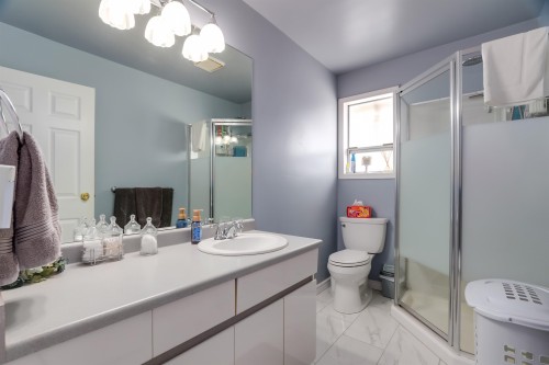 12204 85A Avenue, Surrey, BC 