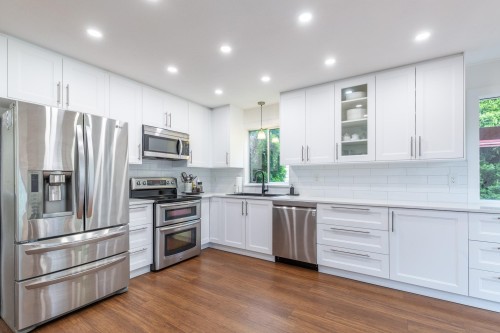 3924 Waterton Crescent, Abbotsford, BC 