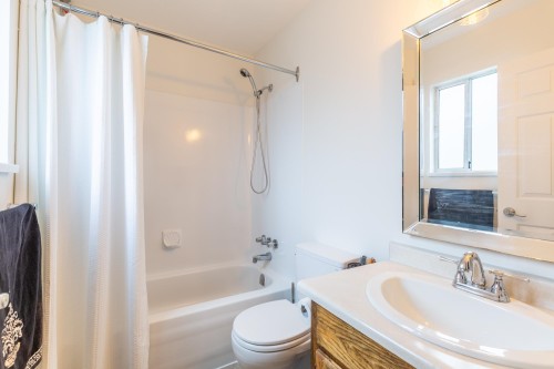 3924 Waterton Crescent, Abbotsford, BC 