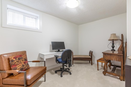3924 Waterton Crescent, Abbotsford, BC 