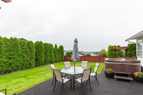 3924 Waterton Crescent, Abbotsford, BC 