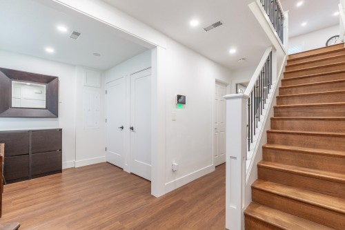 3924 Waterton Crescent, Abbotsford, BC 