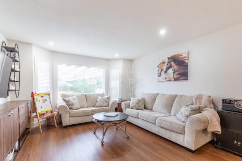 3924 Waterton Crescent, Abbotsford, BC 