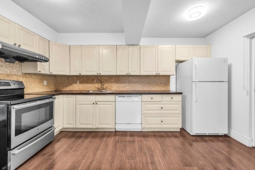9618 139 Street, Surrey, BC 