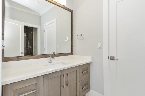 14149 16 Avenue, Surrey, BC 