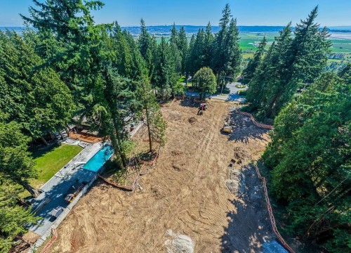 13803 56 Avenue, Surrey, BC 