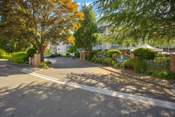 105-5360 205 Street Langley, BC V3A 7Y6