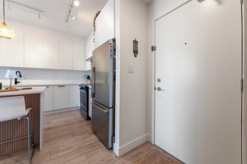 517-7809 209 Street, Langley, BC 