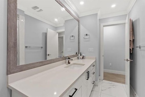 15077 86B Avenue, Surrey, BC 