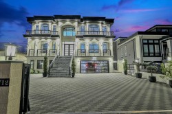 6712 131a Street Surrey, BC V3W 7P5