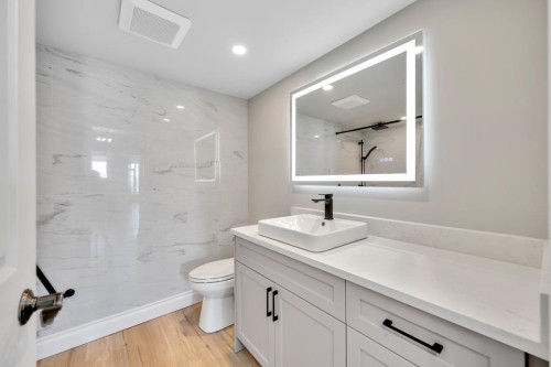 1702-13880 101St Avenue, Surrey, BC 