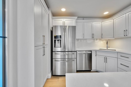 1702-13880 101St Avenue, Surrey, BC 