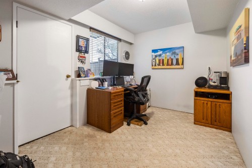13474 15 Avenue, Surrey, BC - Indoor Photo Showing Office