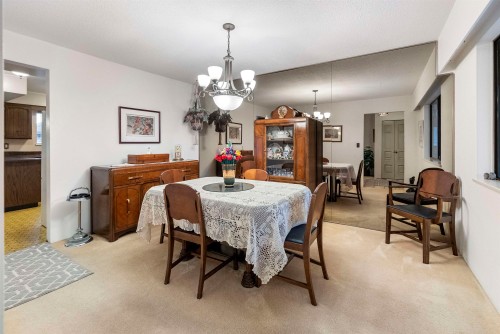13474 15 Avenue, Surrey, BC - Indoor Photo Showing Dining Room