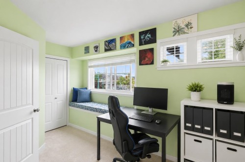 6814 192 Street, Surrey, BC 