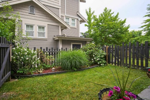 15-20831 70 Avenue, Langley, BC 