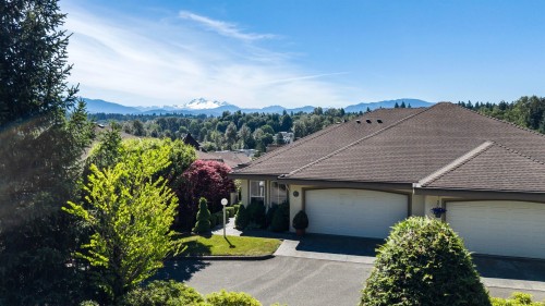 34-3354 Horn Street  Abbotsford, BC V2S 7L3