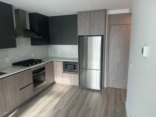 706-10750 135a Street  Surrey, BC V3T 0V4