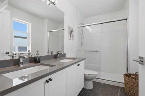 39-14355 62 Avenue, Surrey, BC 