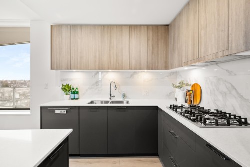 1802-8551 201 Street, Langley, BC 