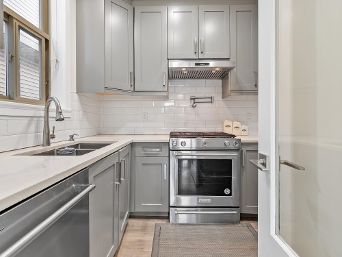 8144 116A Street, Delta, BC 