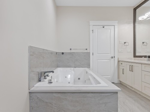 8144 116A Street, Delta, BC 
