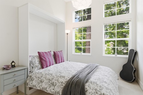 20-3399 151 Street, Surrey, BC - Indoor Photo Showing Bedroom