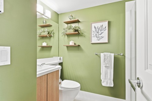 20-3399 151 Street, Surrey, BC - Indoor Photo Showing Bathroom