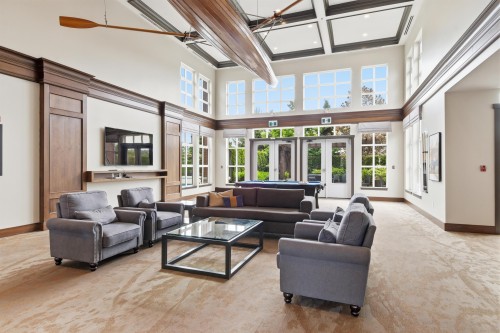 20-3399 151 Street, Surrey, BC - Indoor Photo Showing Living Room