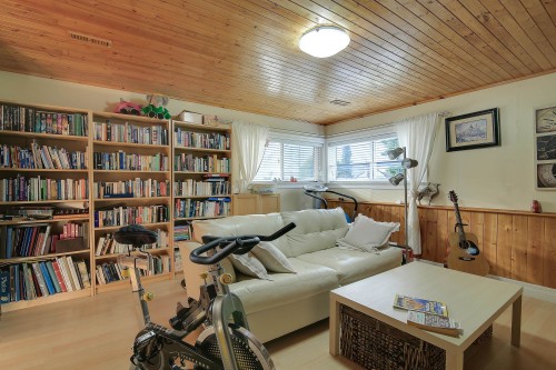 1050 Parker Street, White Rock, BC 