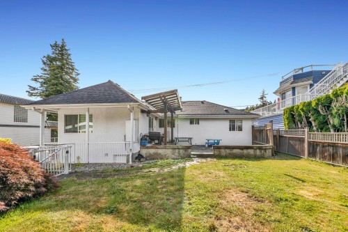 1154 Finlay Street, White Rock, BC 