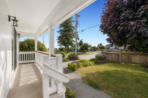 1154 Finlay Street, White Rock, BC 