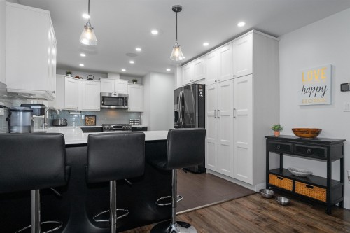 24645 50 Avenue, Langley, BC - Indoor