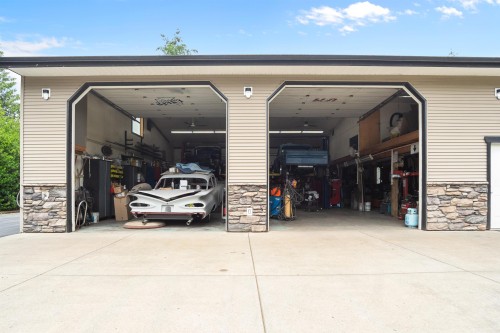 24645 50 Avenue, Langley, BC - Outdoor
