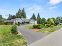 5826 246 Street Langley, BC V2Z 1H1