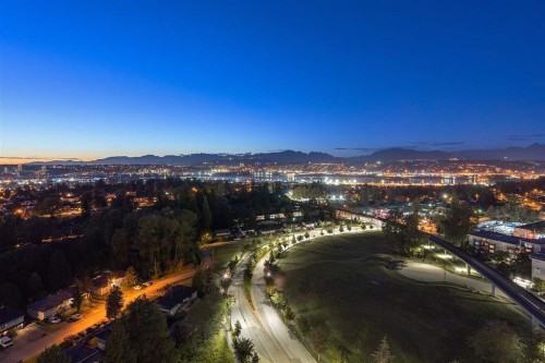 2203-10899 University Drive, Surrey, BC 