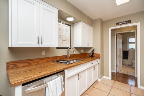 8937 Watson Drive, Delta, BC 