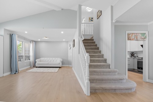 118-15121 19 Avenue, Surrey, BC 