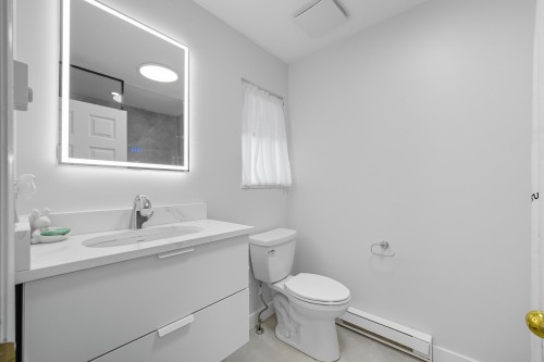 118-15121 19 Avenue, Surrey, BC 