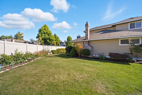 118-15121 19 Avenue, Surrey, BC 