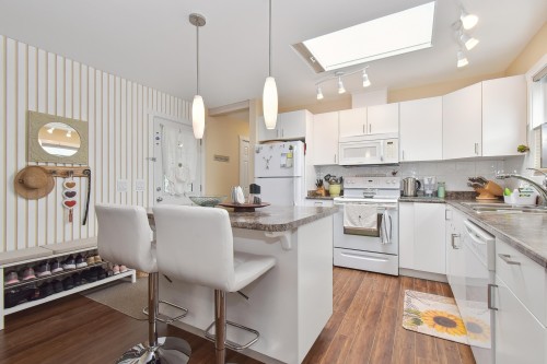 47-15875 20Th Avenue, Surrey, BC 