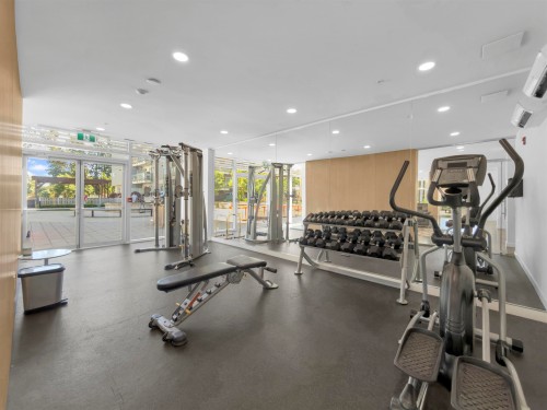 304-13963 105 Boulevard, Surrey, BC 